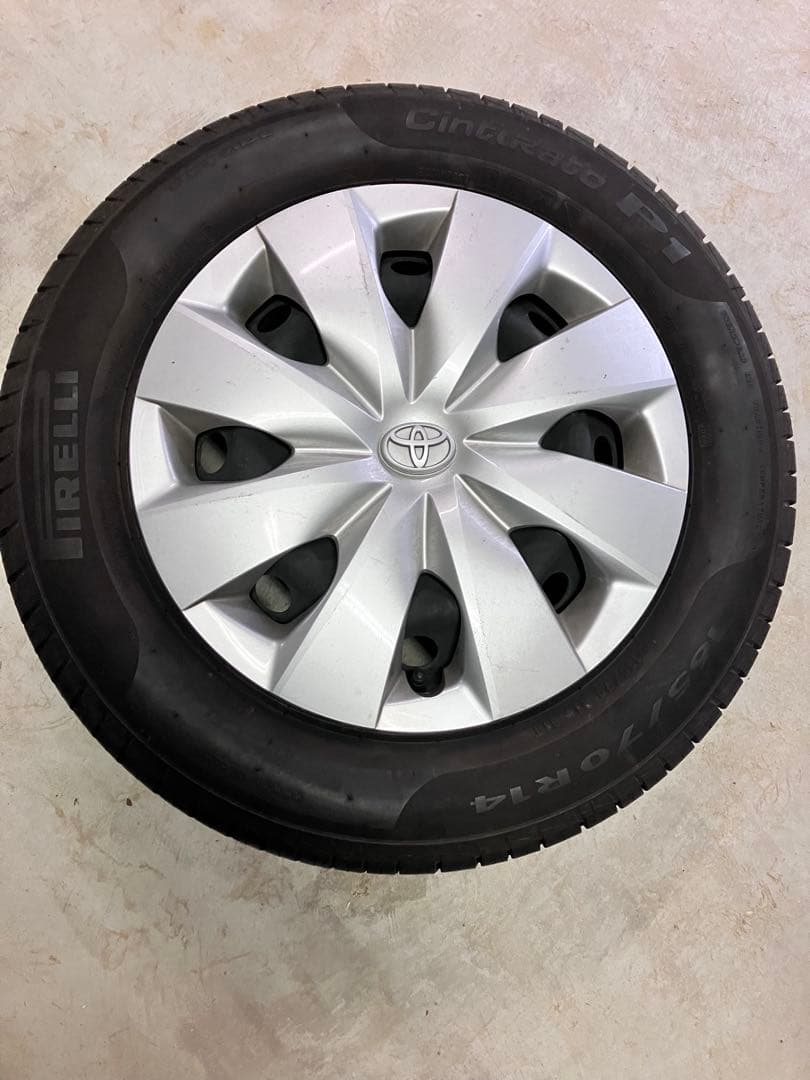 カズ　トヨタ純正スチールホイールタイヤセット　14インチ