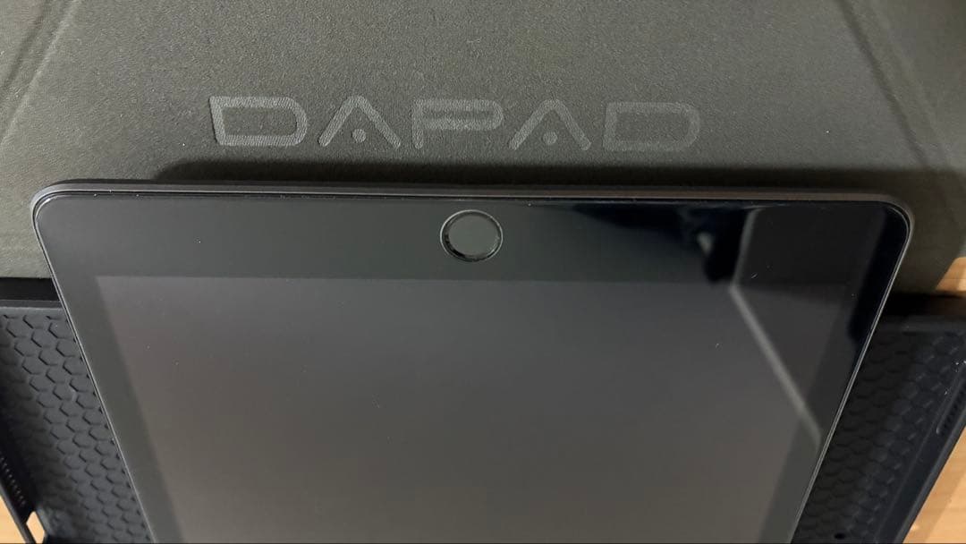 iPad 第九世代　グレー