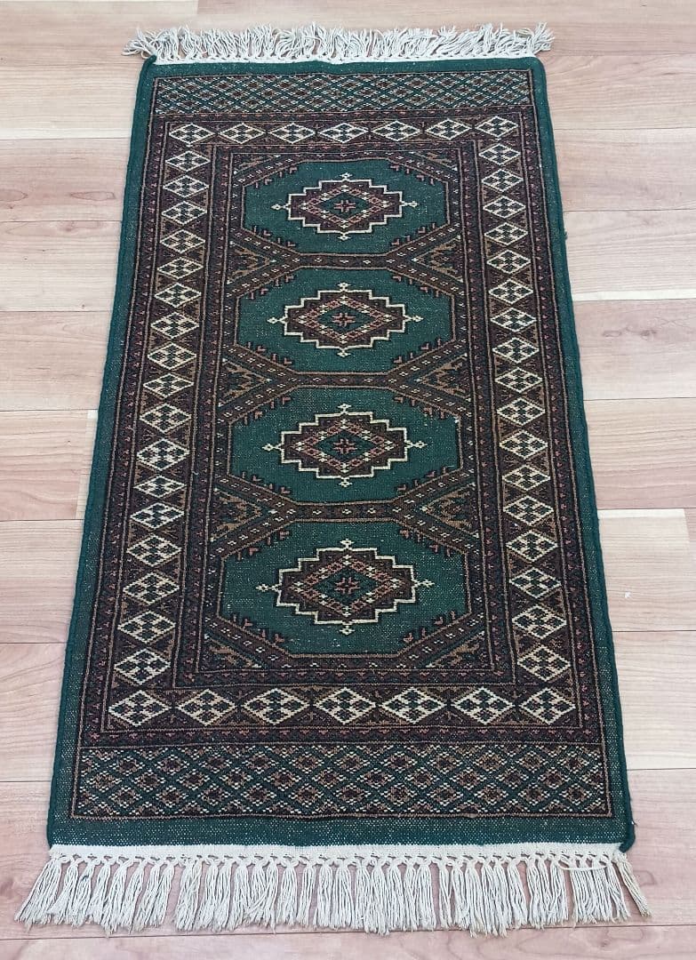 Y2097 パキスタン絨毯 ウール 手織り トライバルラグ 　ma