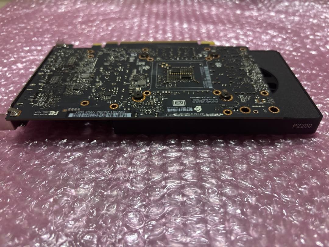 NVIDIA QUADRO P2200 グラフィックボード