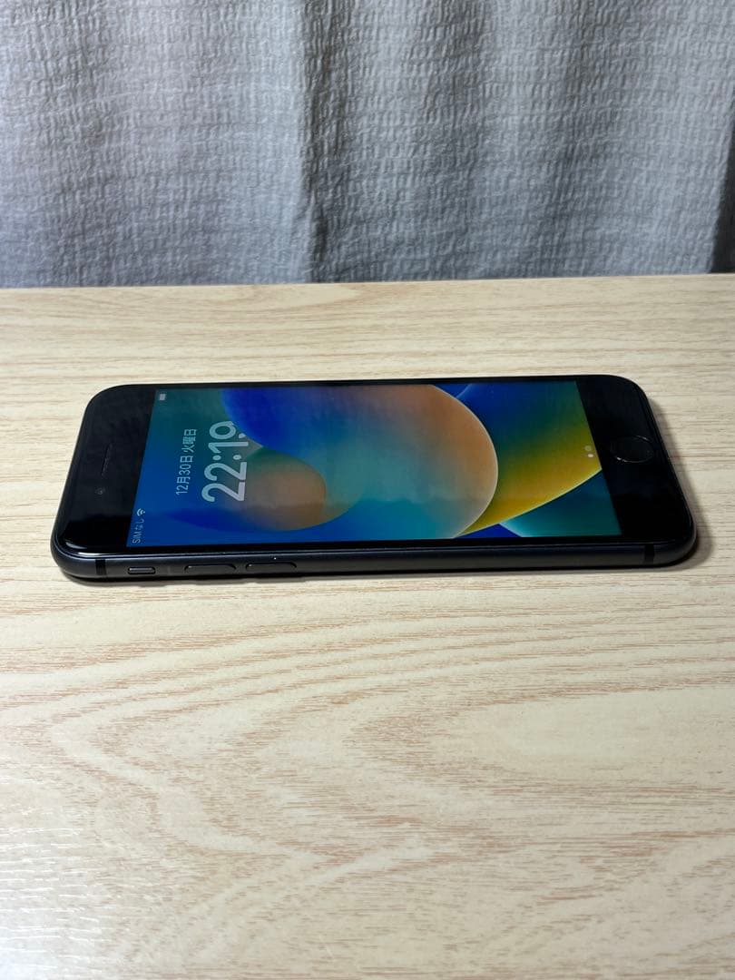 ♫ 美品 Apple iPhone 8 ブラック SIMフリー