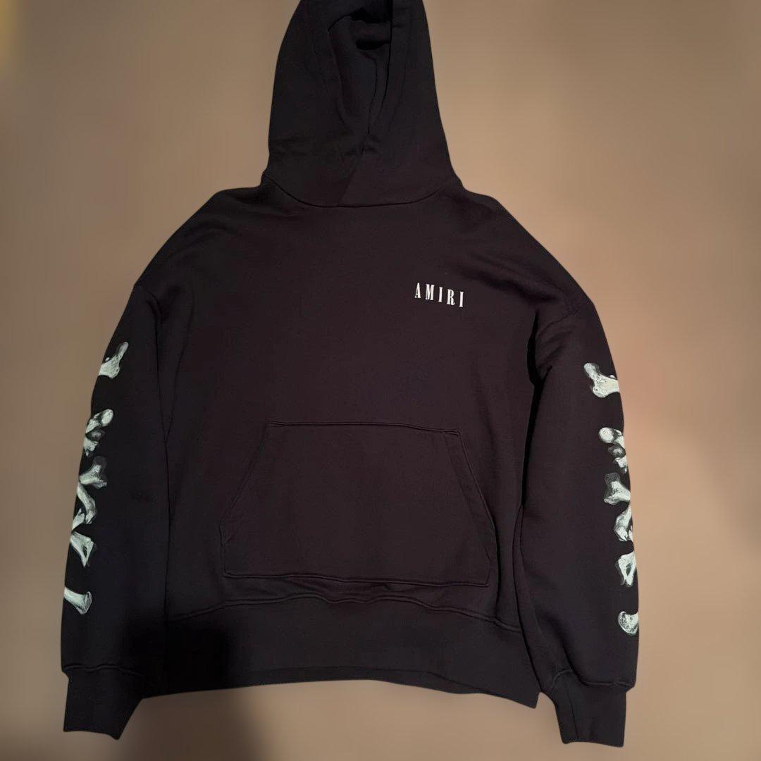 AMIRI スカルデザイン ブラックパーカー