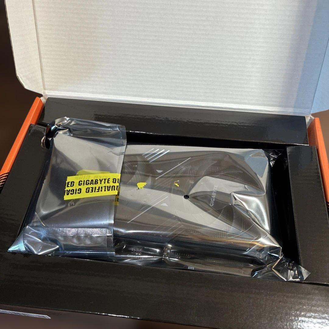 グラフィックボード・グラボ・ビデオカード RTX 5060 WINDFORCE MAX OC 8G GIGABYTE