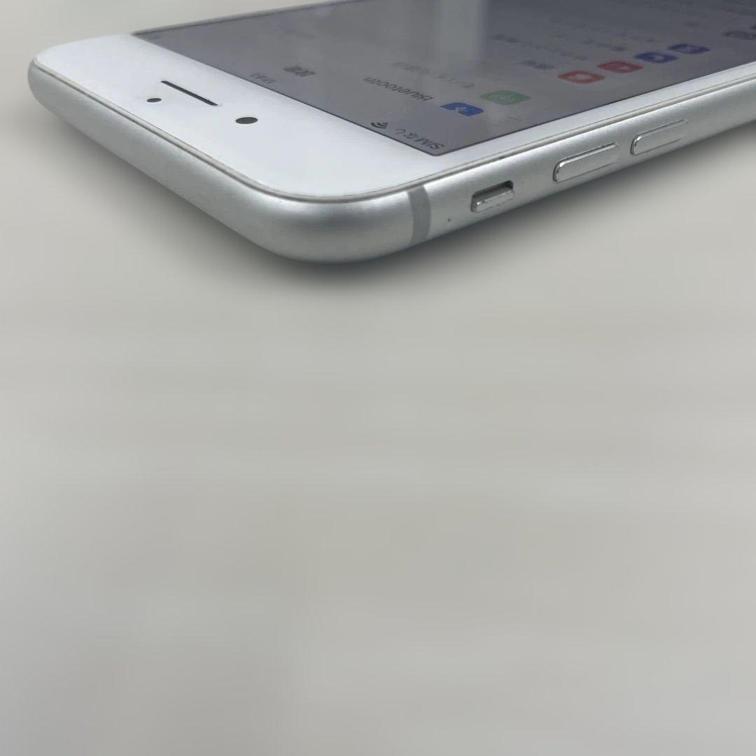 Apple iPhone 8 Plus 64GB SIMフリー