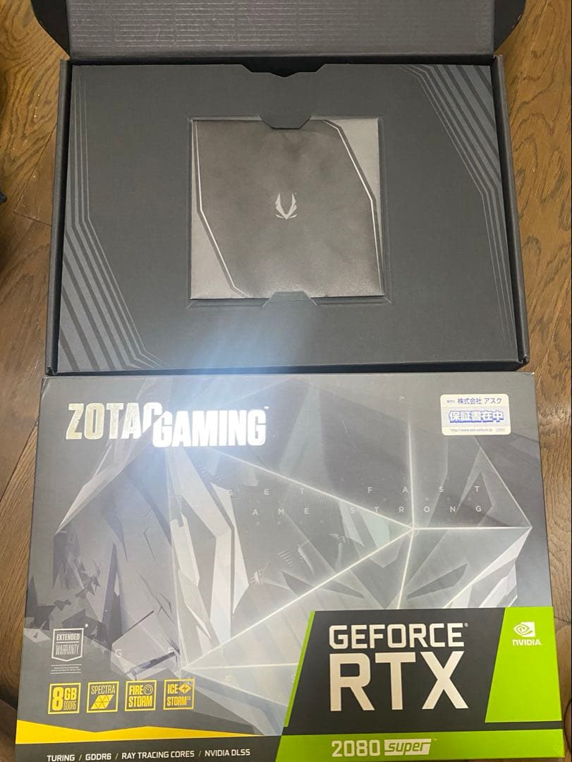 ZOTAC GeForce RTX 2080 Super 本体