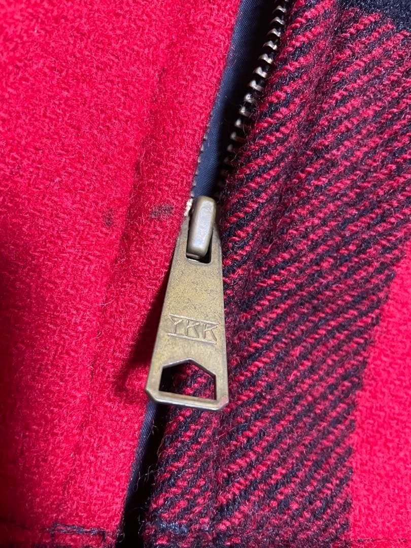 Woolrich レッド・ブジャケット