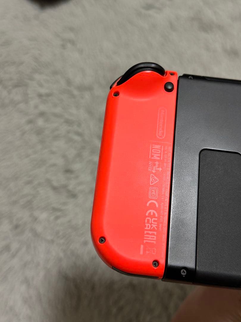 Nintendo Switch 本体 美品 ケース付　ネオンレッド/ネオンブルー