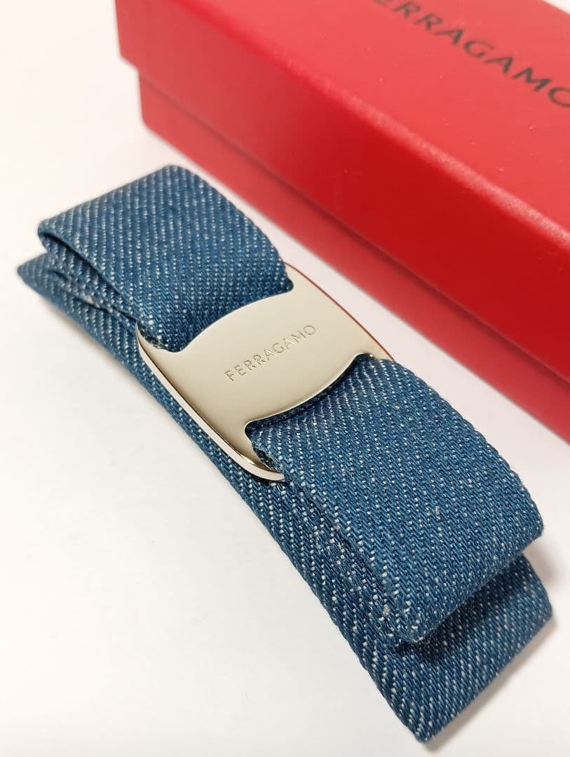 Ferragamo　サルヴァトーレフェラガモ　バレッタ　デニム　ヴァラリボン