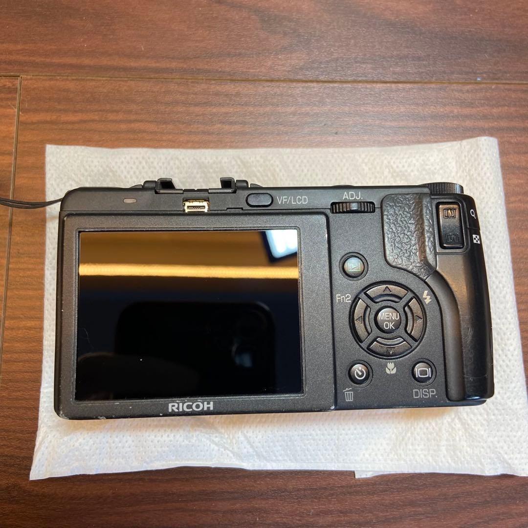 RICOH GX200 デジカメ 4944