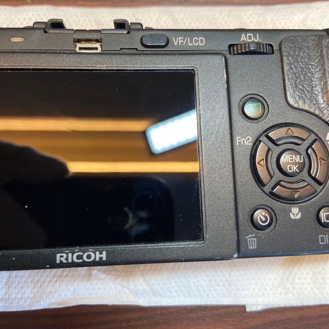 RICOH GX200 デジカメ 4944