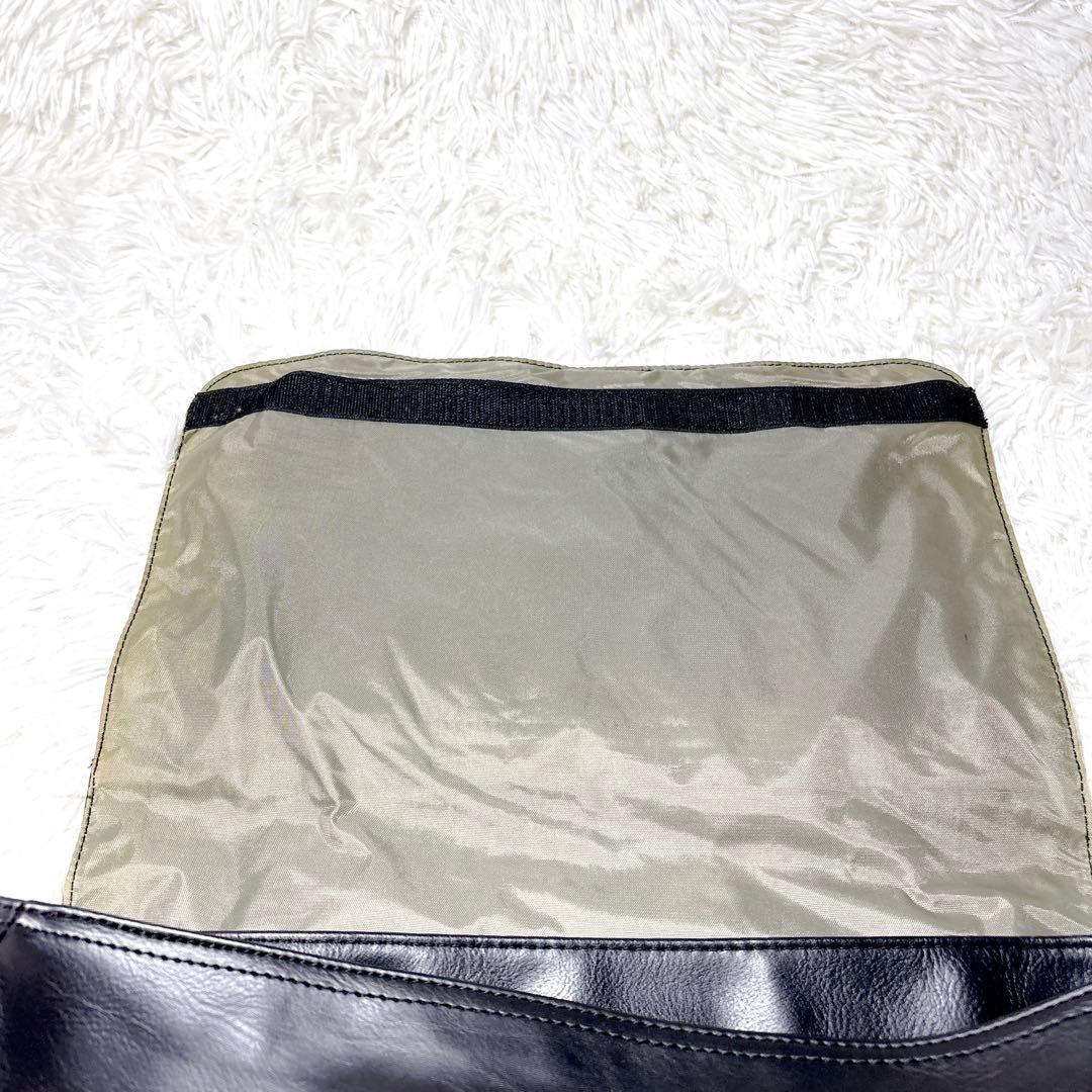 DIESEL ディーゼル　ブレイブマン　レザー　ショルダーバック　A4 ブラック