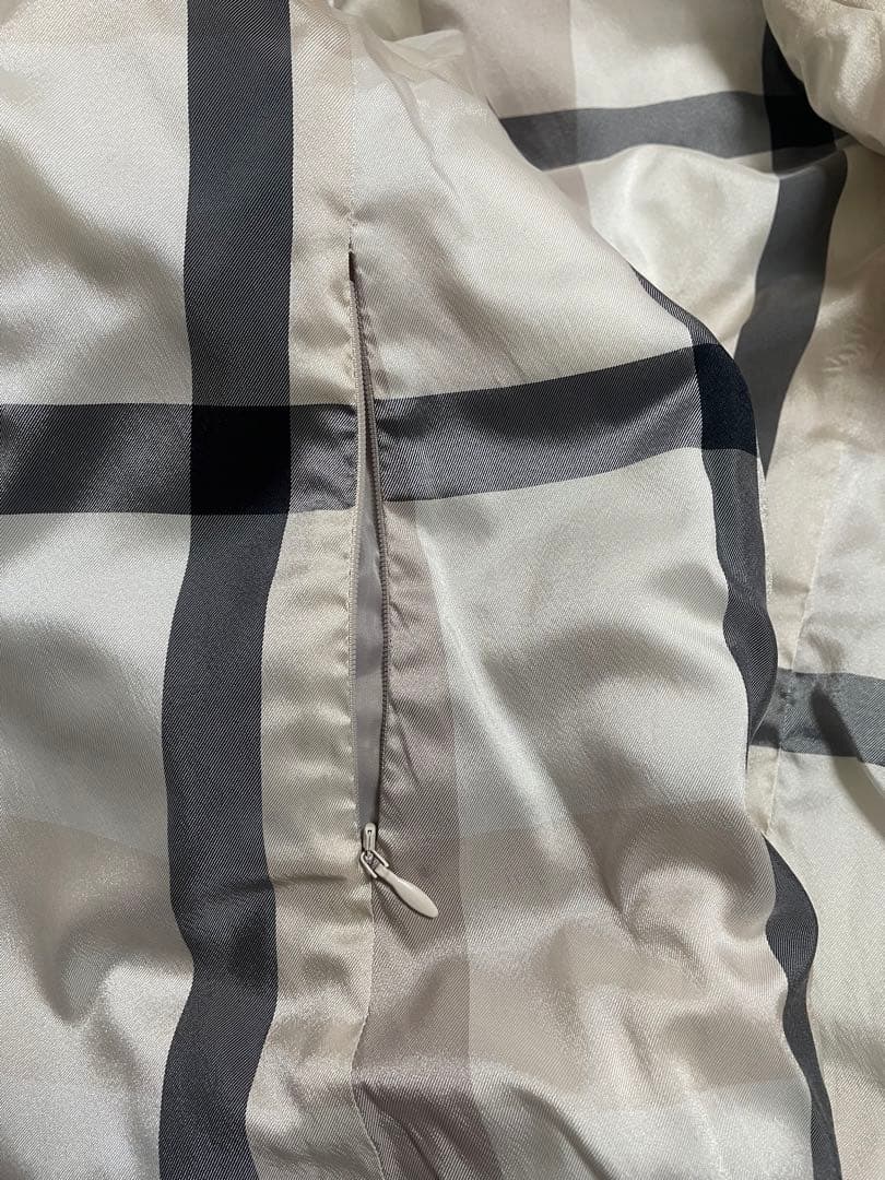 バーバリー ブルレーベル　リバーシブル ダウンジャケット・レディース38【M】