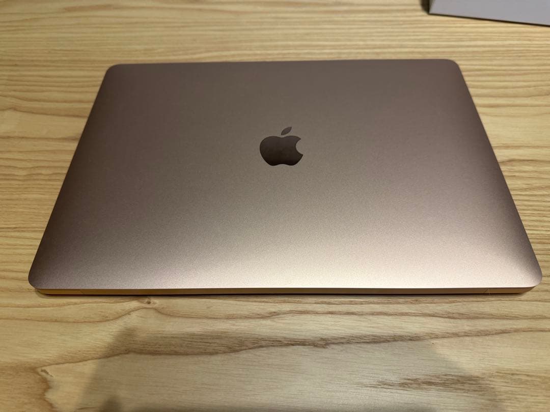 【L a L a ］ Apple MacBook Air 13インチ M1