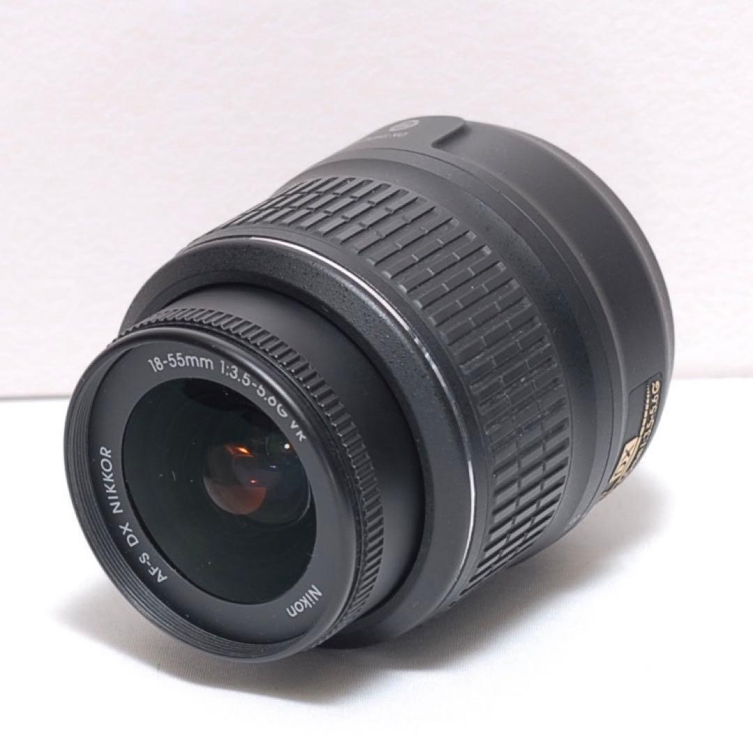 美品✨Nikon D5200✨シングルレンズ✨高画質✨バッテリー2個付き✨入門機