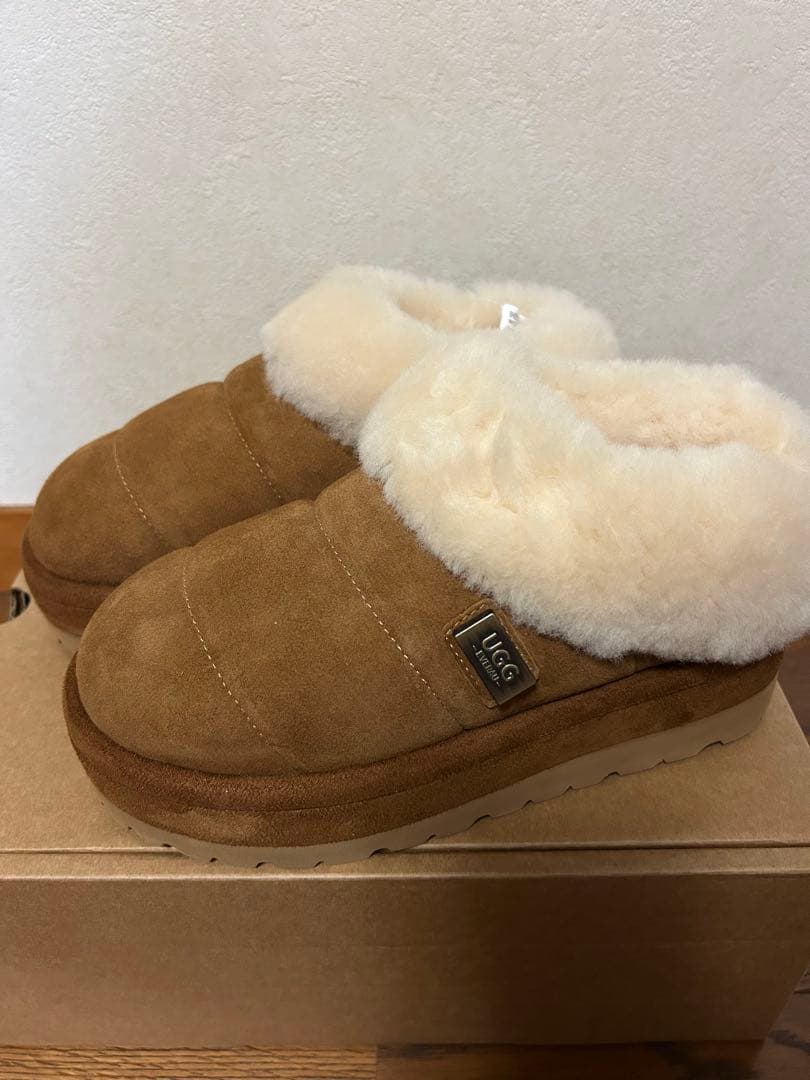 新品　UGG エクスプレス　ムートンブーツ　厚底　EU38