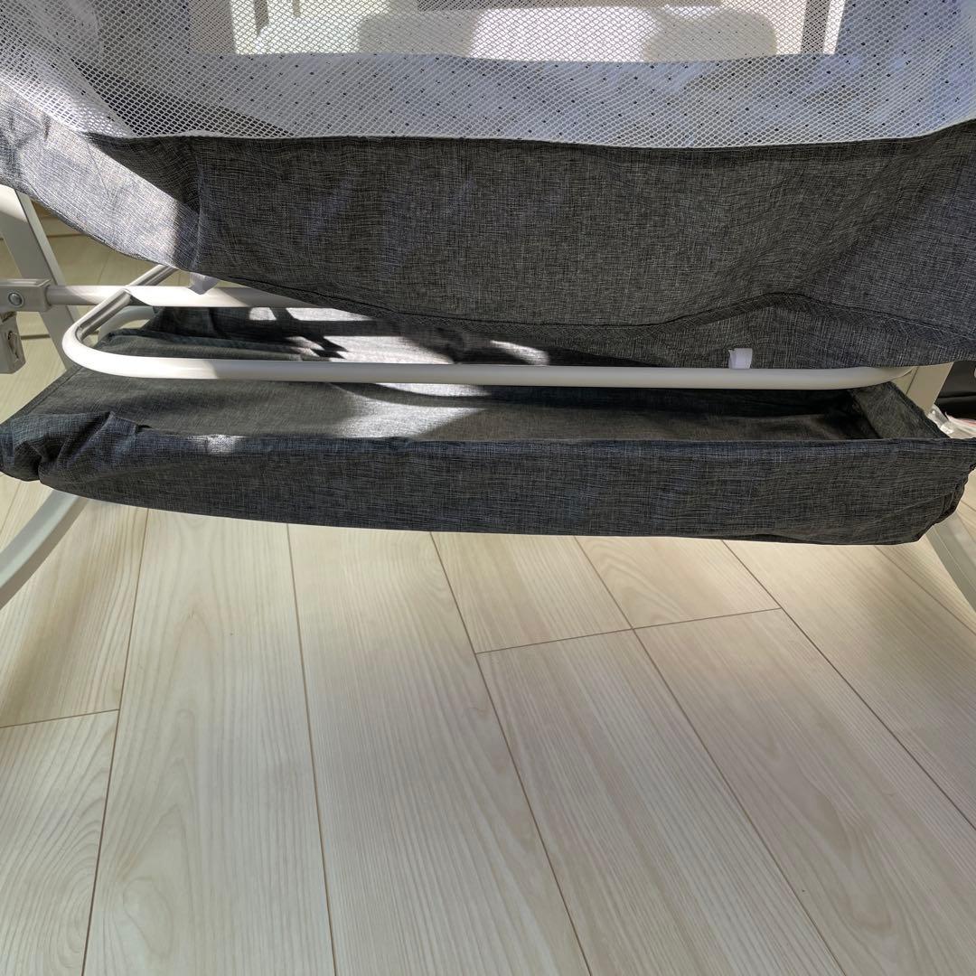 折りたたみ式ベビーベッド グレー