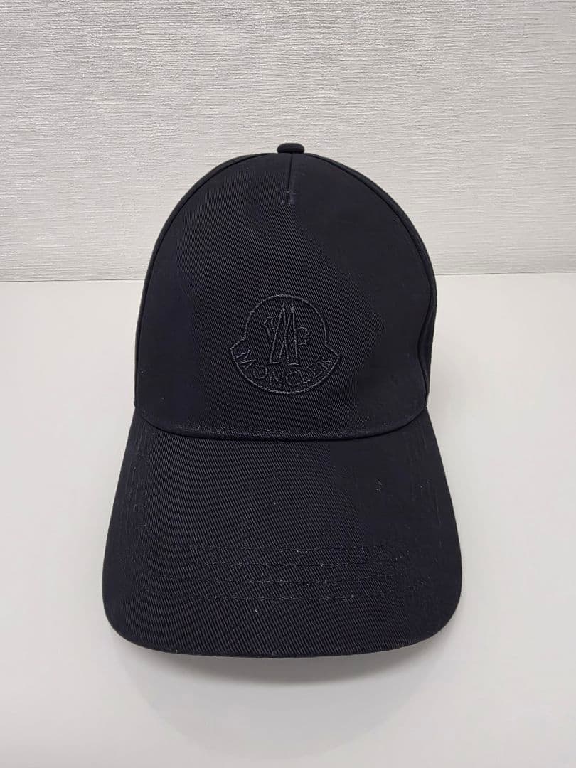 MONCLER ブラック キャップ