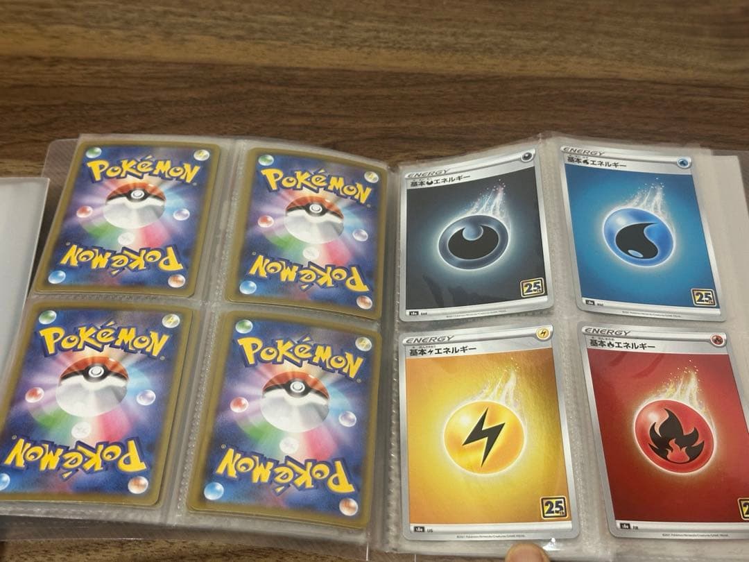 ★*E様 カードまとめ売り！ピカチュウV-UNION 25th ANNIVERS