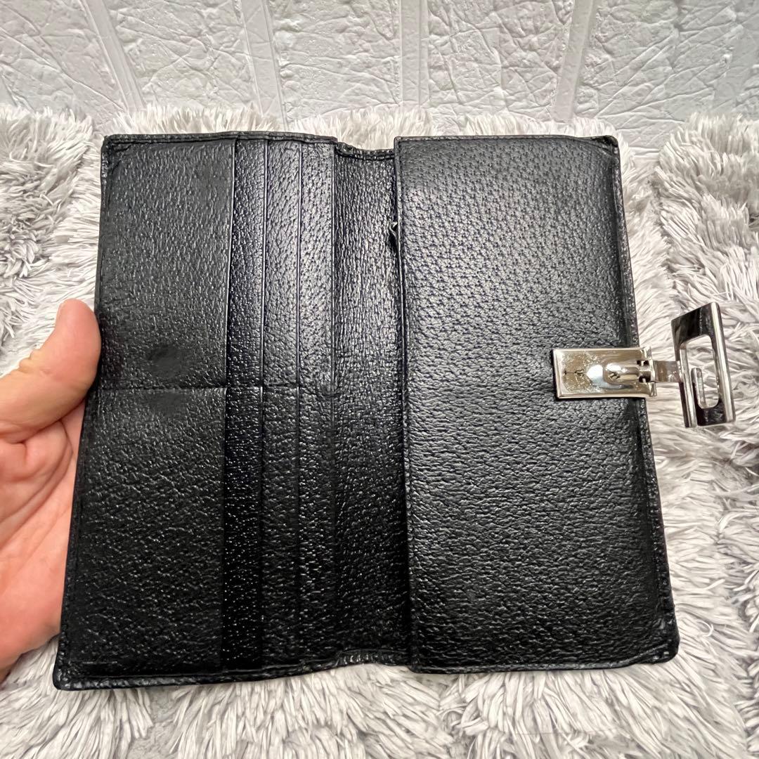 GUCCI 長財布　ロゴフラップ　シルバー金具　本革　メンズ　ブラック