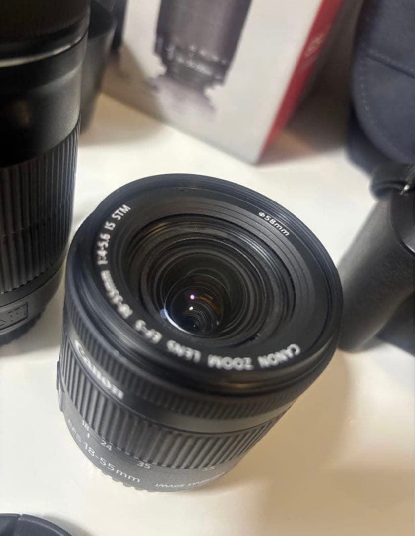 超美品 【Canon EOS Kiss X10 ダブルズームキット】