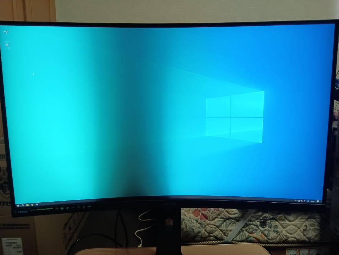 ジャンク品　ゲーミングモニタ32型　MSI Optix MAG322CQRV