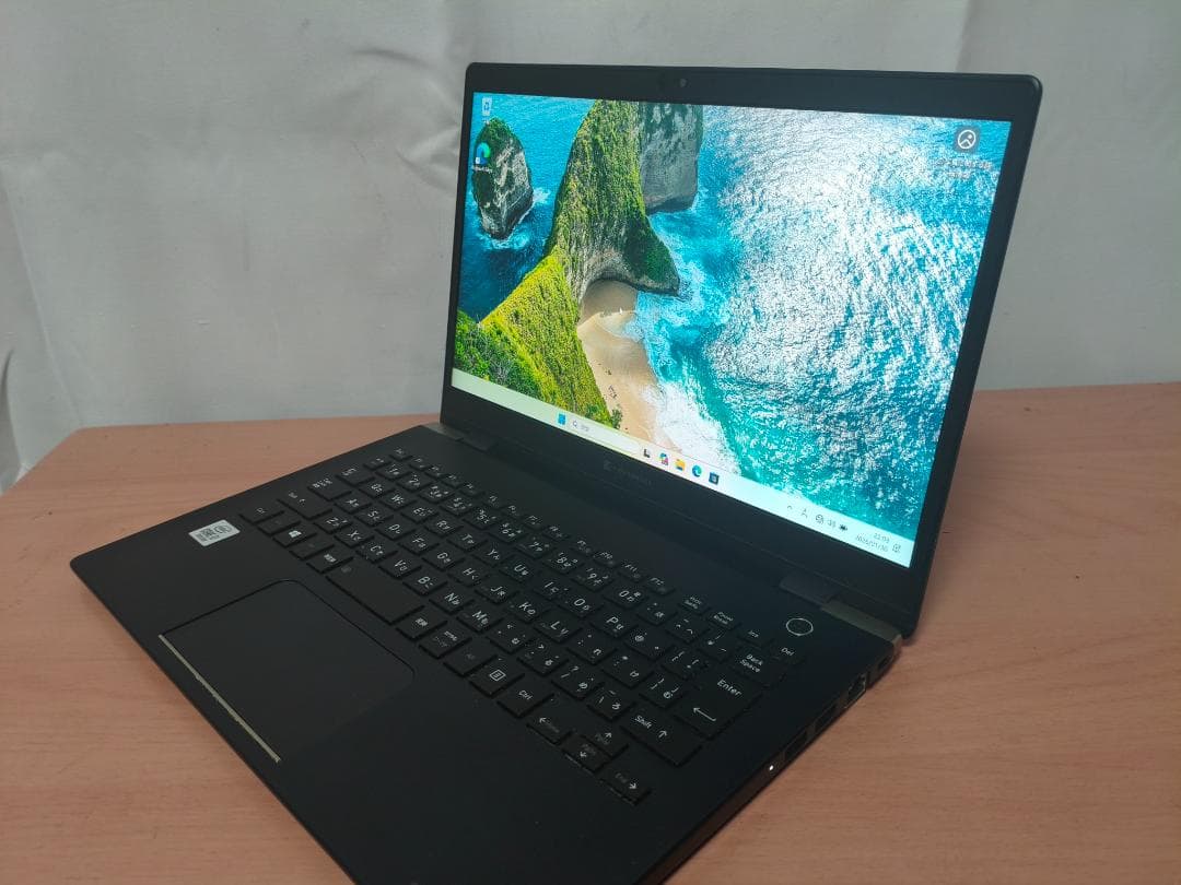 dynabook GZ73/PL 10世代i7 8GB 256GB超軽量ノート