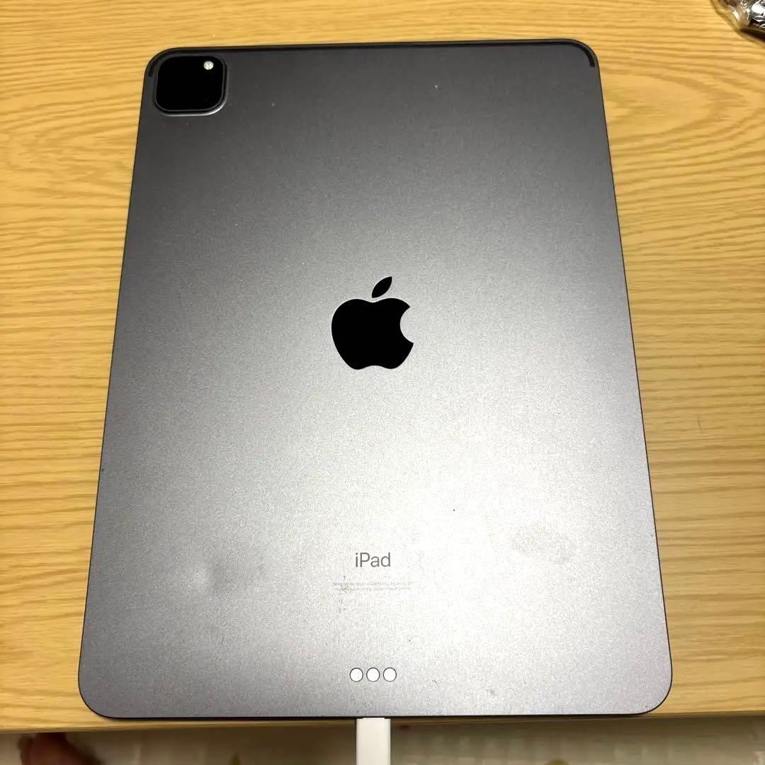 は*ず様 iPad Pro 11インチ 第3世代 512GB Wi-Fi 動作良