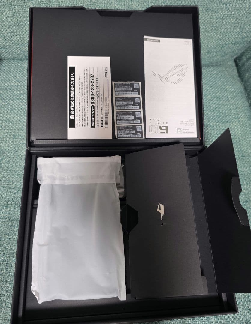 【美品・付属品あり】ROG phone 9 pro 16GB/512GB