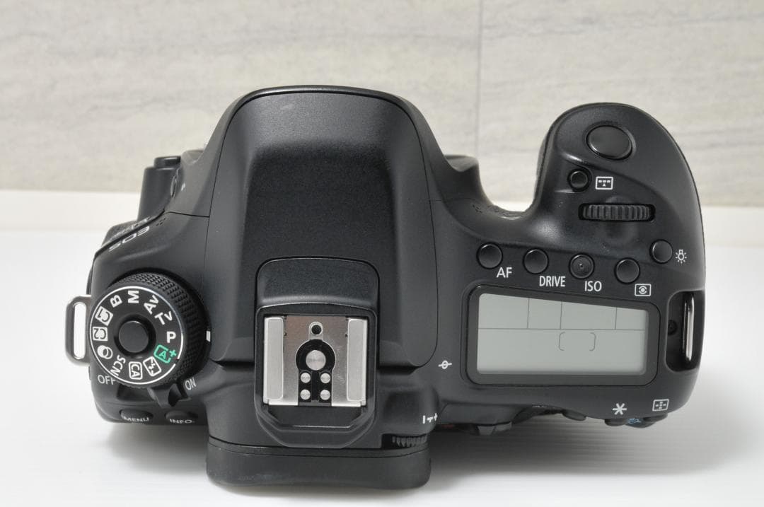 ❤️高性能モデル❤️Canon EOS 80D レンズセット