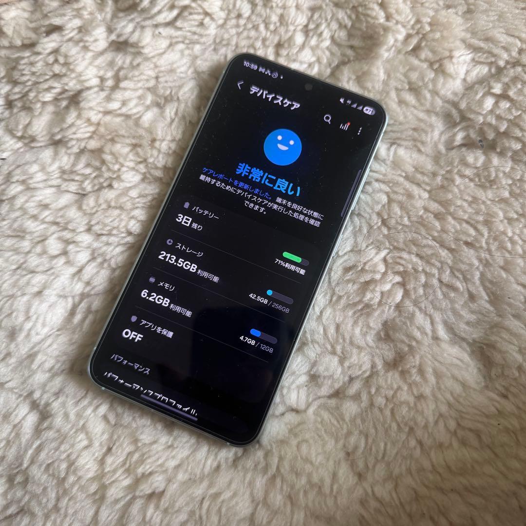 美品　GALAXY s25 国内版　おサイフケータイ