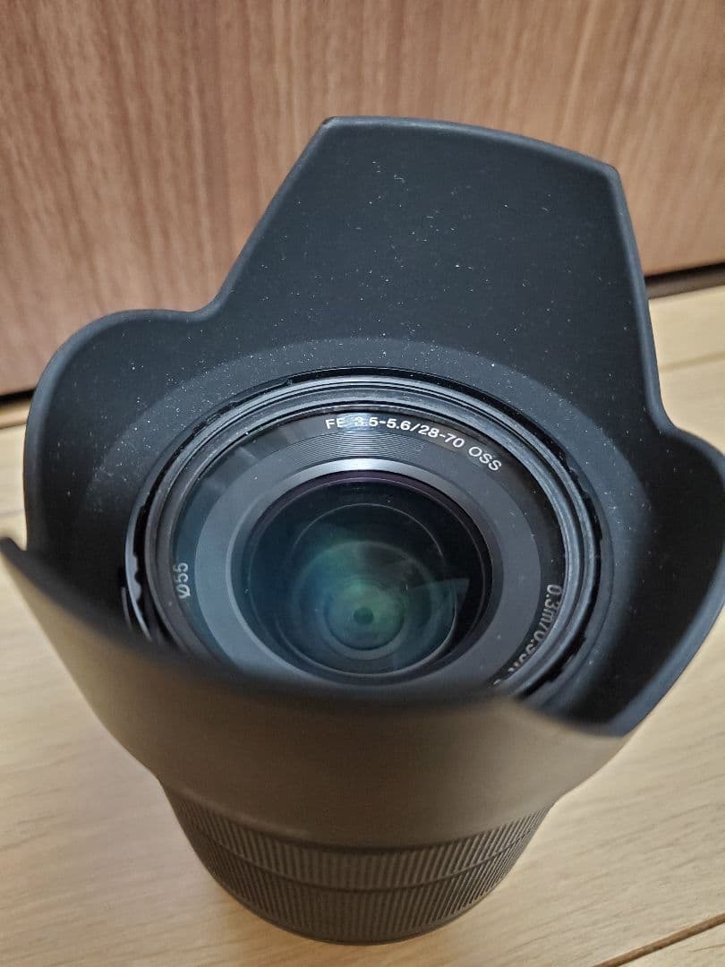 SONY FE 28-70mm F3.5-5.6 OSS ズームレンズ