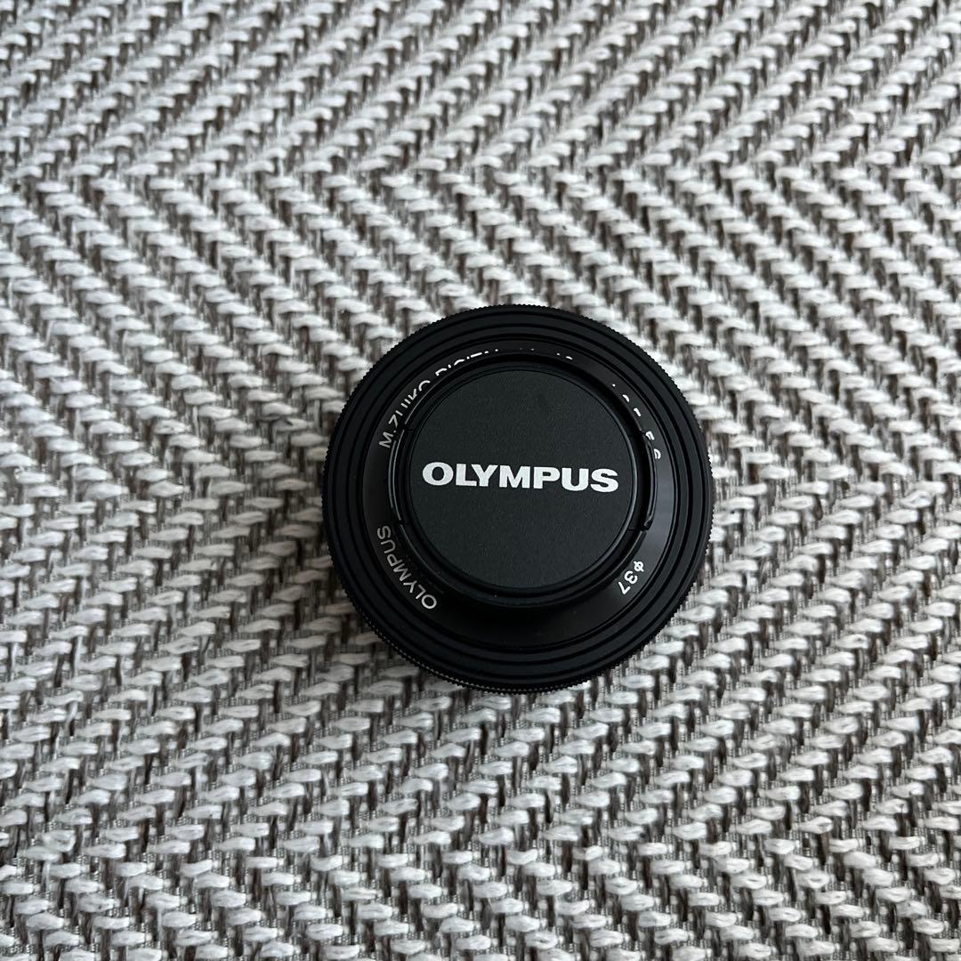 【期間限定】OLYMPUS OM-D E-M10 Mark II ブラック