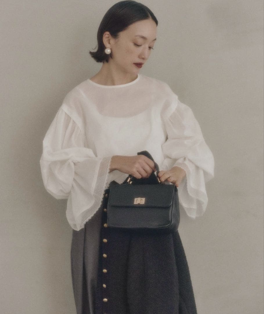 PUAL CE CIN フレア袖口レースブラウス