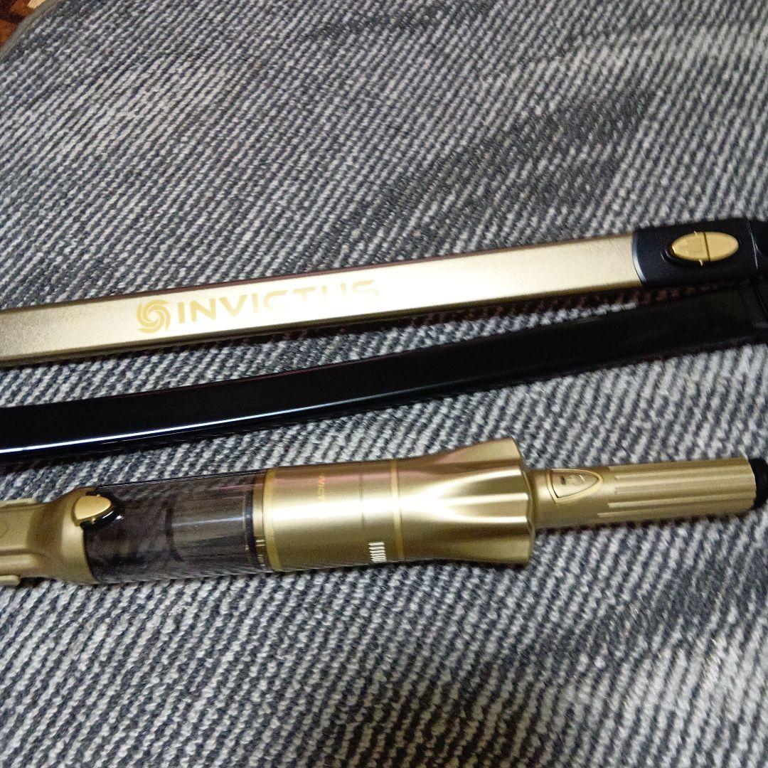 INVICTUS スティッククリーナー 本体 ゴールド　半額！狭い場所を掃除！