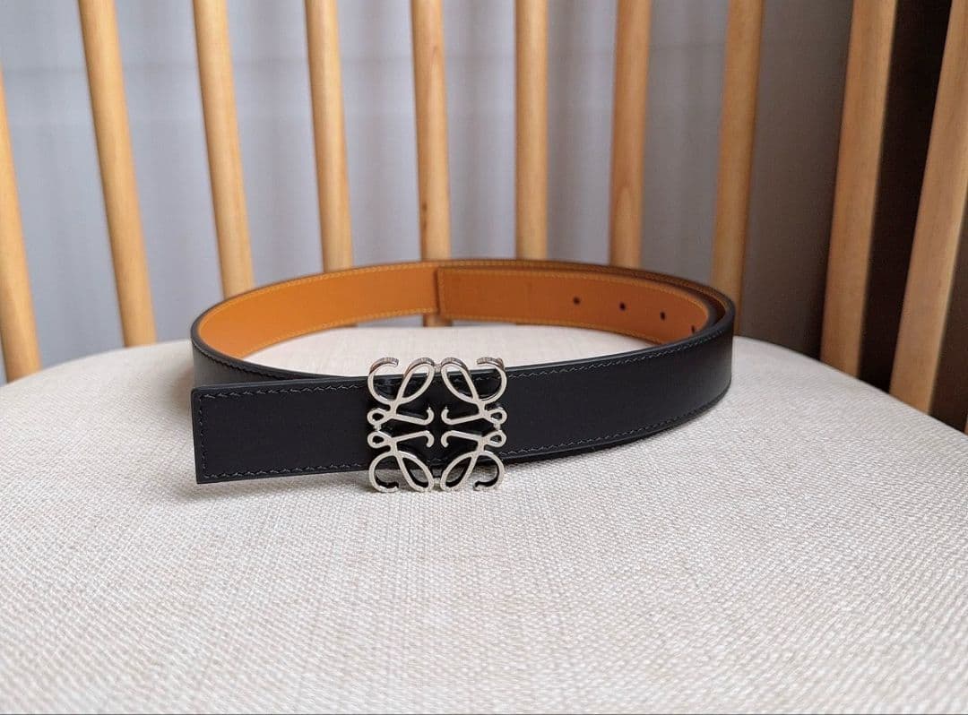 LOEWE アナグラム レザーベルト ブラック シルバー金具