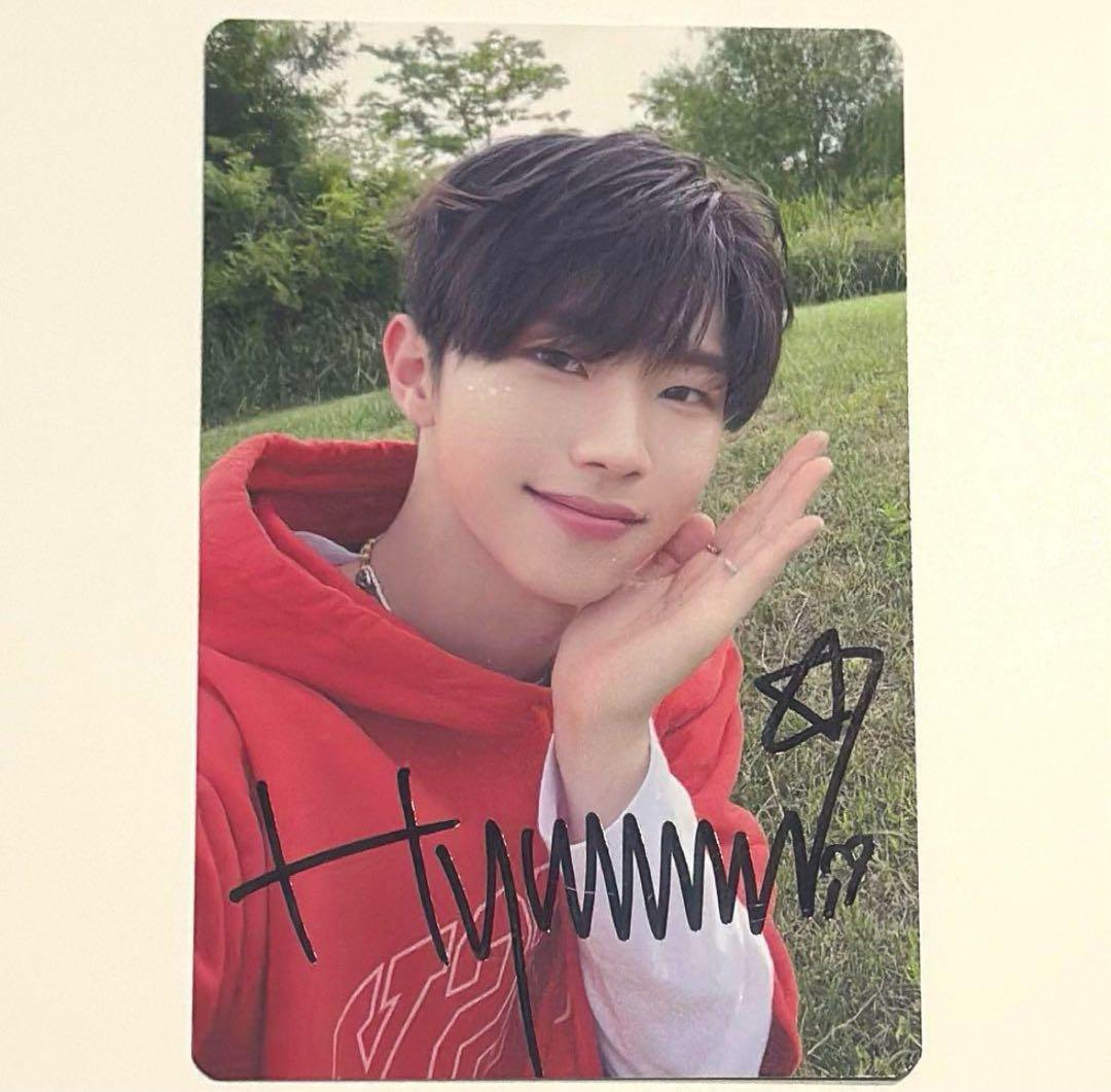 ヒョヌ 直筆サイン トレカ