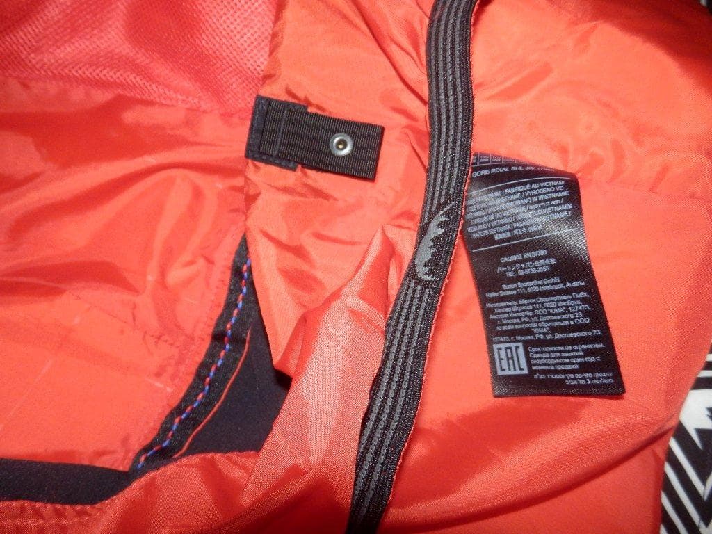 美品★バートン★ウェア GORE-TEX ゴアテックスジャケット 白黒 S