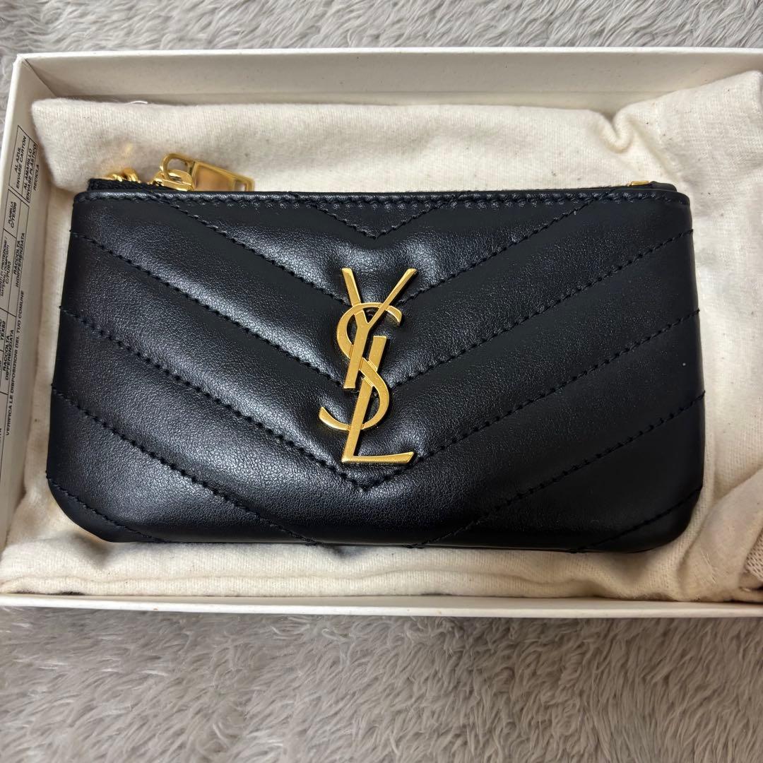 【新品未使用】キーポーチ（ブラック／スムースレザー）【サンローラン】