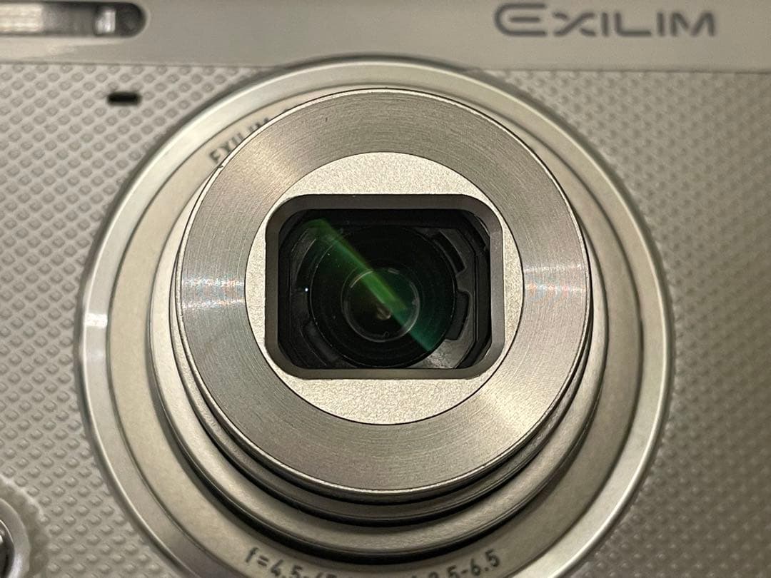 【美品】動作確認済み　CASIO EXILIM EX-ZR-70 SDカード付