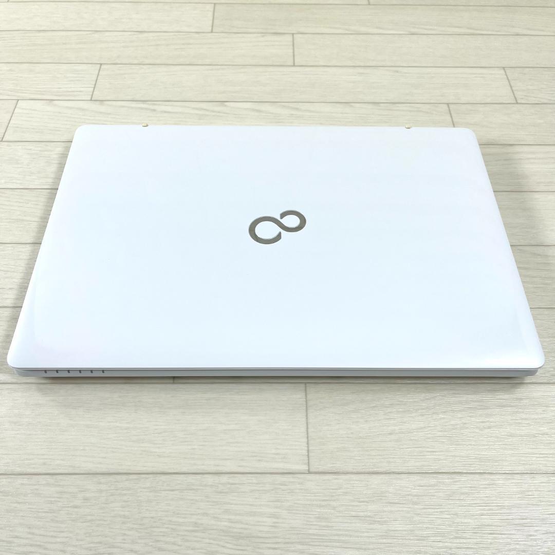 富士通 i3 新品SSD メモリ8 Windows11 ノートパソコン オフィス