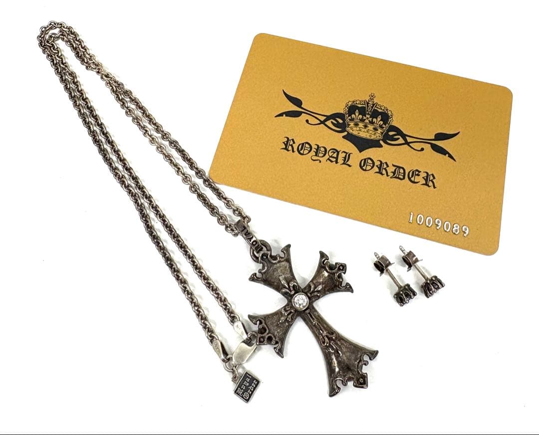  ORDER/ロイヤルオーダーシルバークロスネックレス ピアスセット⭐︎