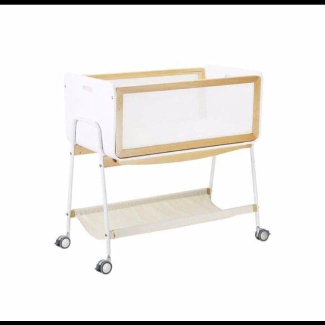 リリワゴン2　ホワイト　ベビーベッド　ベビーワゴン