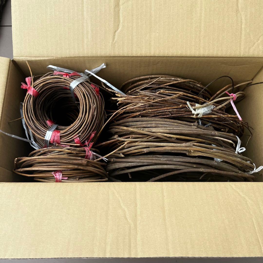 バゴバゴ 西洋あけび 素材 ツル 蔓 ハンドメイド 天然素材　カゴバッグ リース