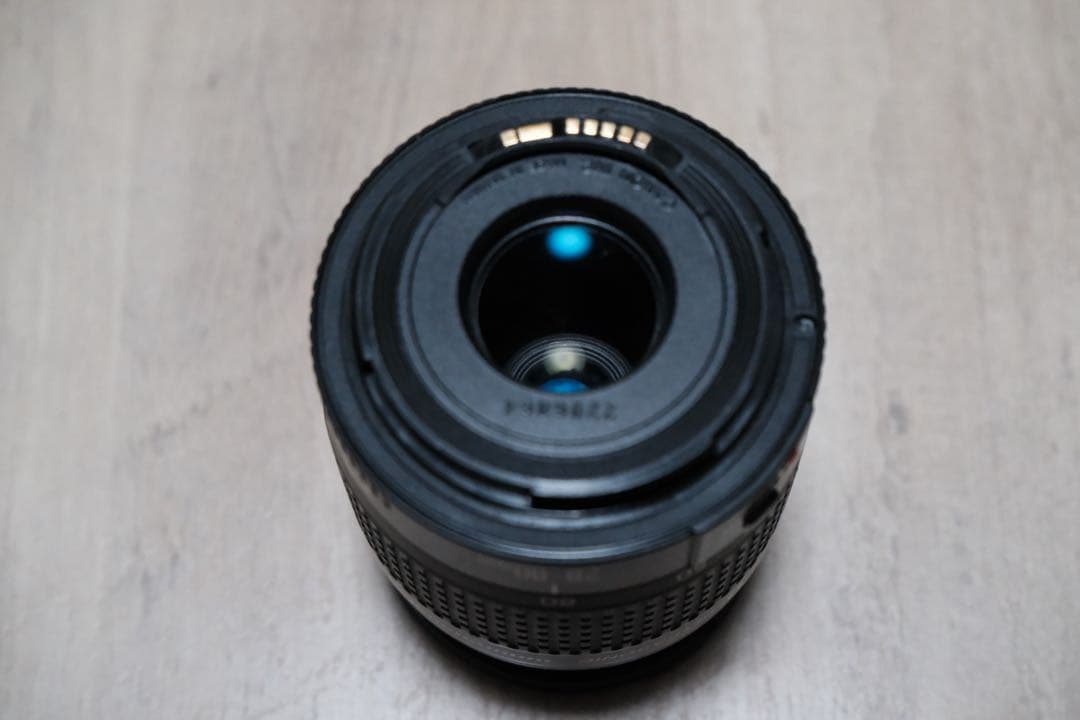 EOS 6D フルサイズ一眼レフ　付属品多数　オールドレンズ使用向き　追加品あり