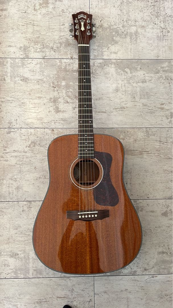 Guild アコースティックギター D-120 ハードケース付き　弦張替え済