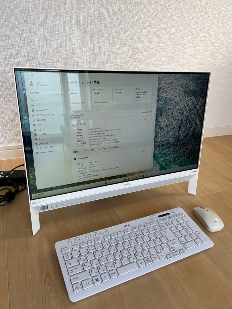 美品 NEC LAVIE Core i7 オールインワン PC-DA700KAW