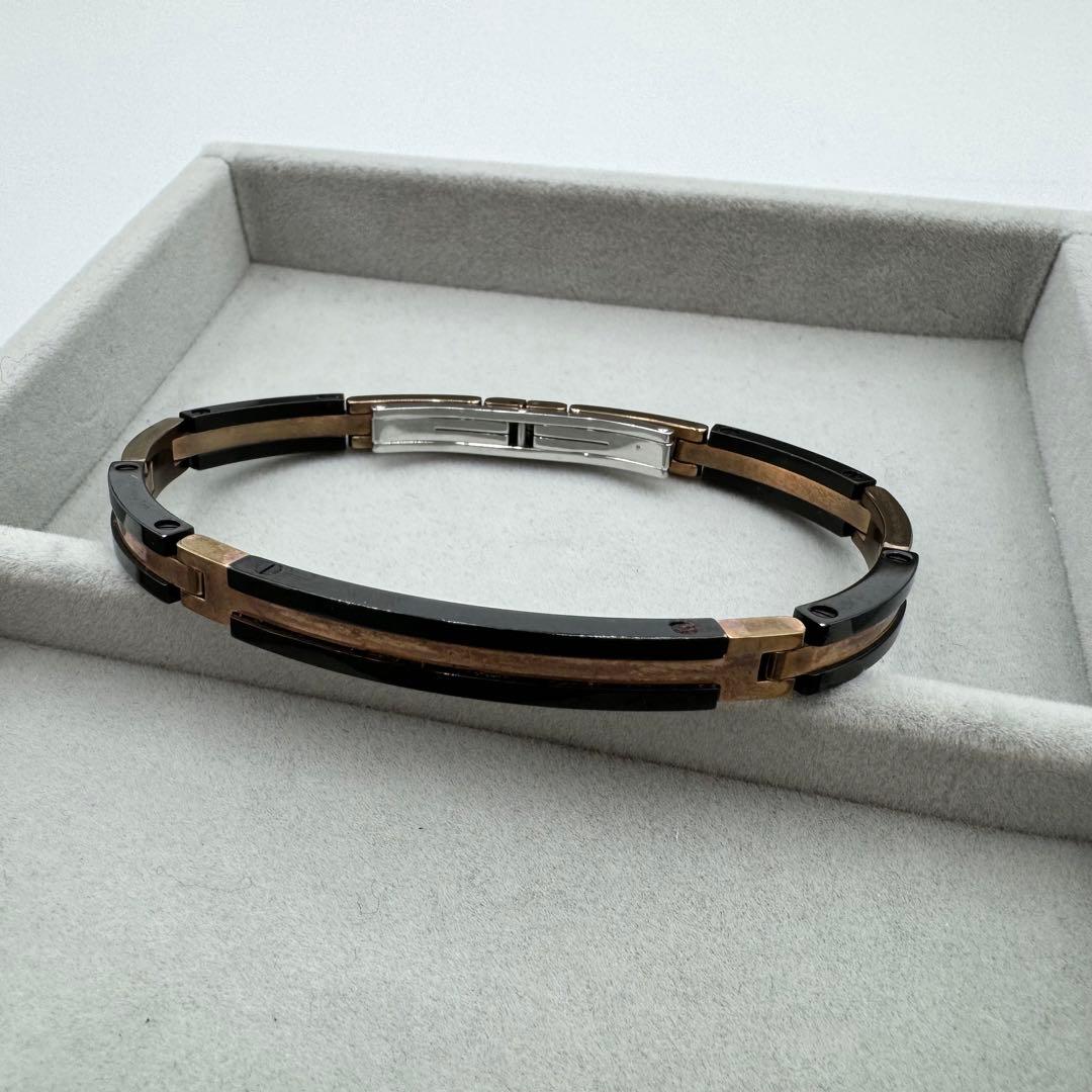 CHIMENTO ブレスレット　バングル　ブラック　ゴールド　ブロンズカラー