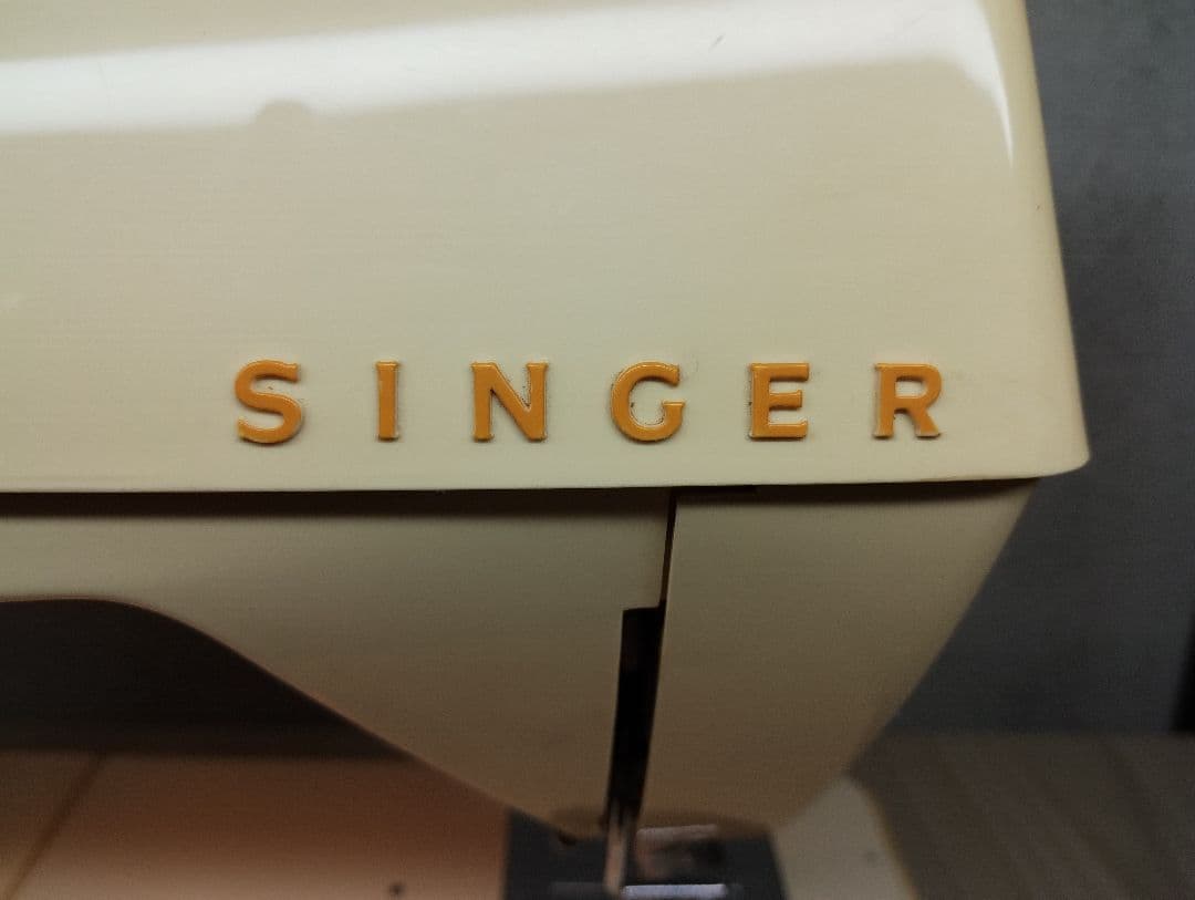 y シンガー SEWING MACINE monami 384型【動作確認済】