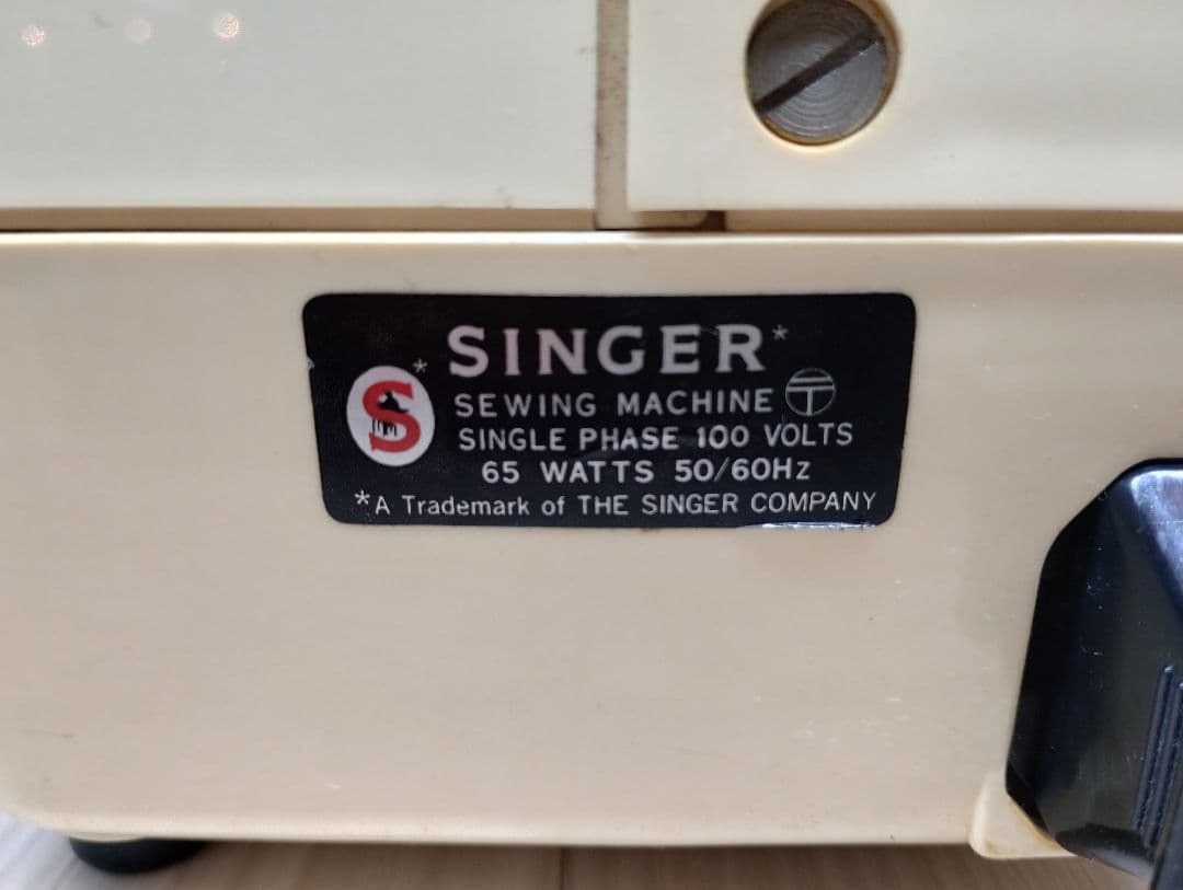 y シンガー SEWING MACINE monami 384型【動作確認済】