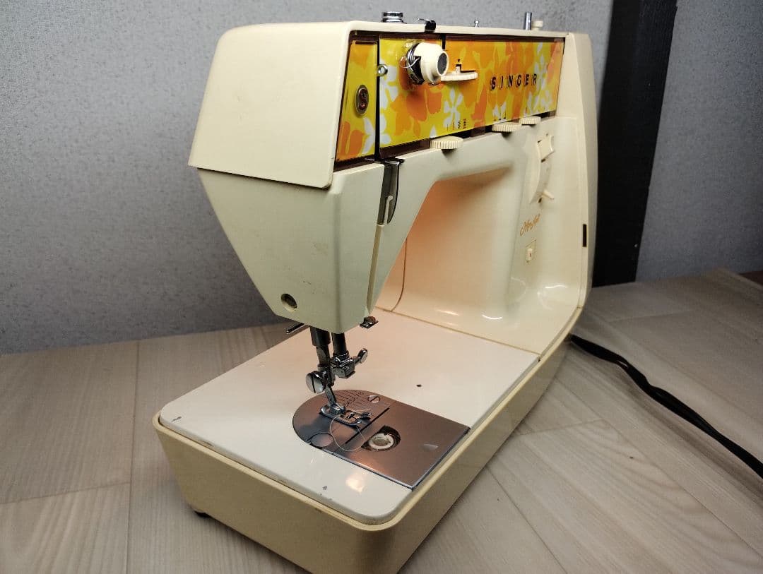 y シンガー SEWING MACINE monami 384型【動作確認済】